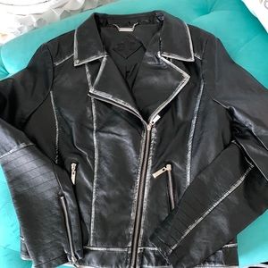🎱Jou Jou Black & Silver Faux Leather Jacket 🎱 Size Extra Large 🖤